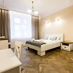 Vintage Poselska 15 Apartment